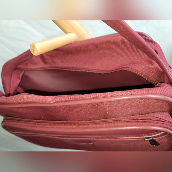 Samsonite Burgundy Zipped  Bag Carryon Tote - Picture 2 of 11